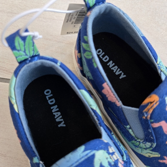 NWT Old Navy Dinosaur Toddler Slip On Canvas Sneakers Casual Shoes - Picture 8 of 10